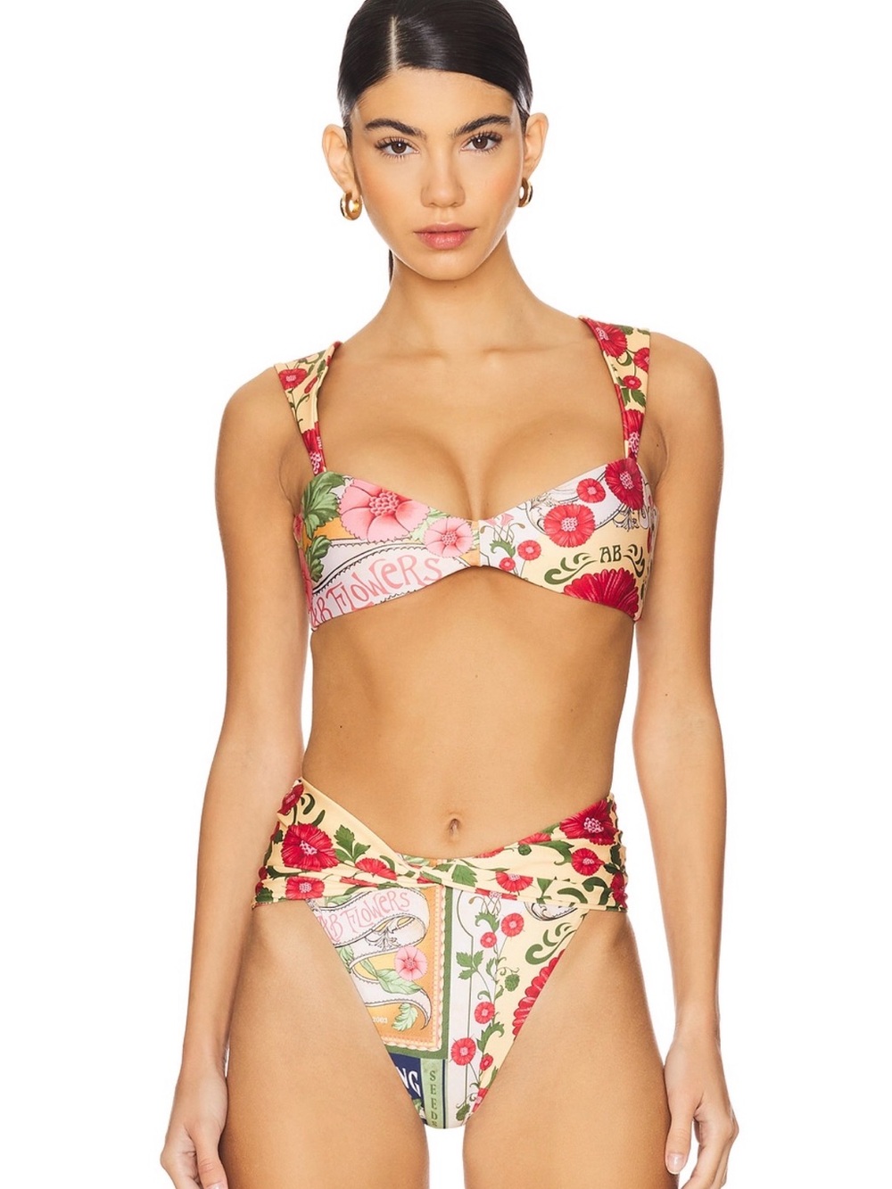 Malory Harvest Bikini Top in Multicolor
Agua Bendita Size Large, NWT